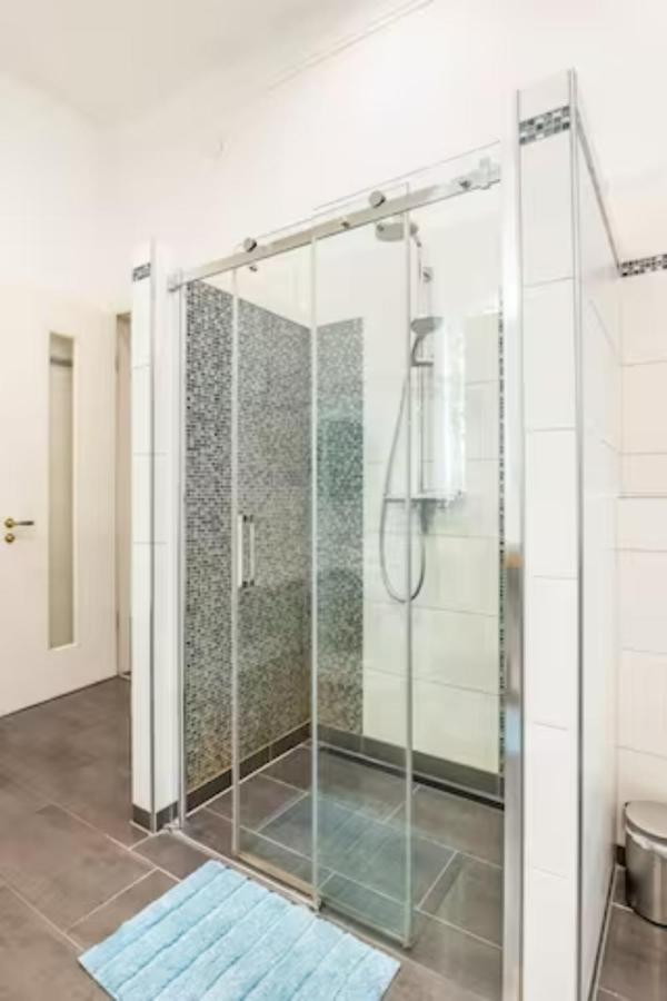 Grosszuegige Altbauwohnung In Bestlage 汉堡 外观 照片
